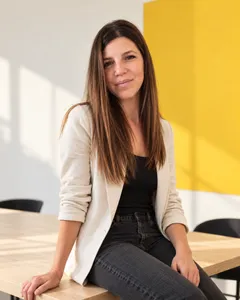 Portrait de Dina Giraud